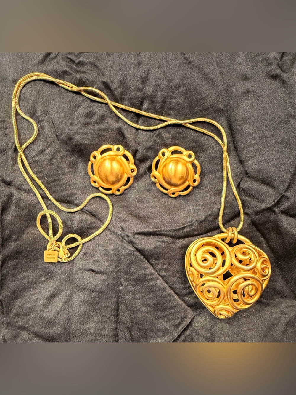 Vintage Anne Klein Matte Gold Filigree Heart Necklace & Clip Earrings Set